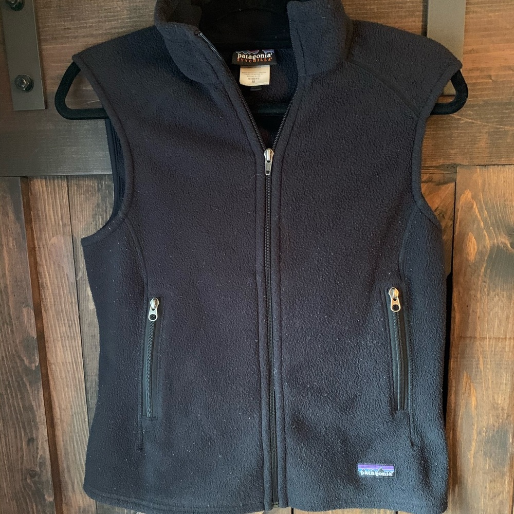 Patagonia vintage black synchilla vest